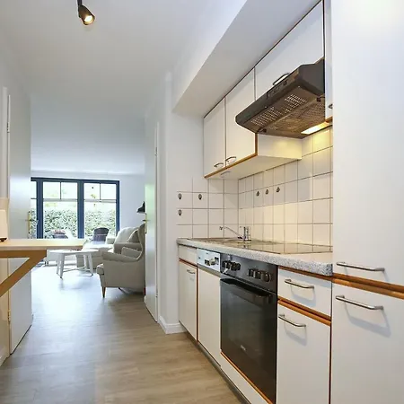 Papillon 18-3 Apartment *